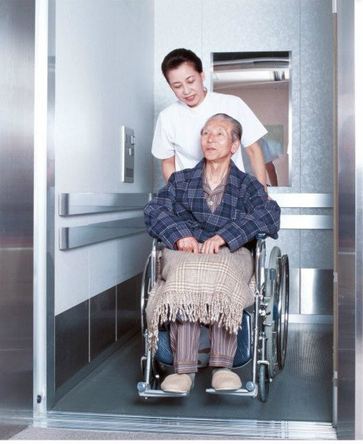 1600kg Bed Elevator Used in Hospital for Wheelchair (XNY-002)