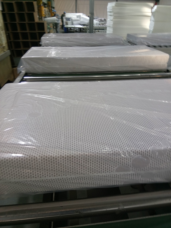 OEM Rolling Packed Bedding Mattress Memory Foam Factory