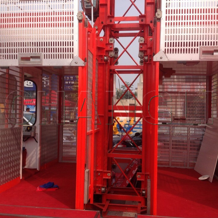 Sc200 Double Cages Electric Construction Hoist for Sale