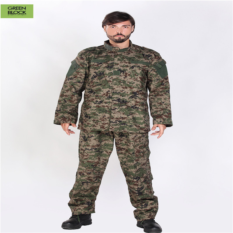 Military Combat Army Uniform in Atacs