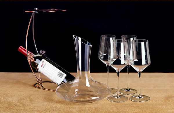 LEED-Free Crystal Glass Wine Decanter