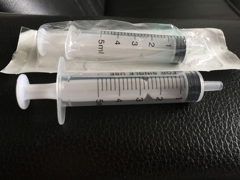 Sterile Disposable Syringe with 3 Parts (1ml-100ml)