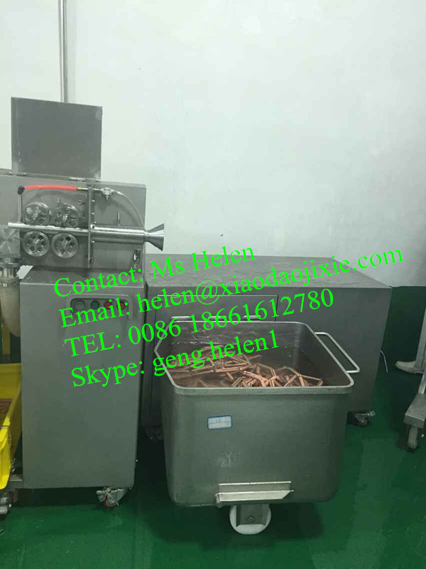 Automatic Sausage Peeling Machine/Sausage Peeler Machine