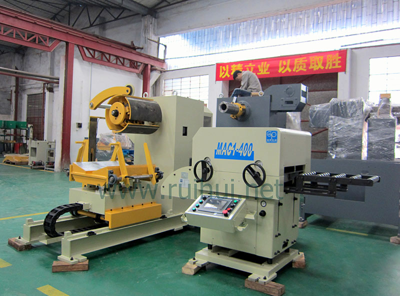 Coil Sheet Automatic Feeder with Straightener for Press Line (MAC1-400F-1)