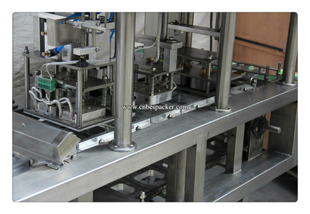 Disposable Cup Water Tray Sealer Machine for Sealing Cups