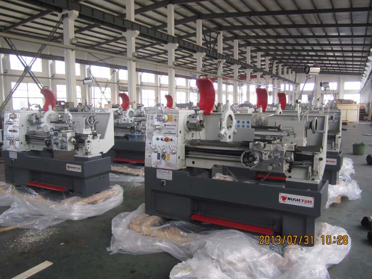 Mann -ED 1000 Pi Dro Popular Selling Lathe Machine