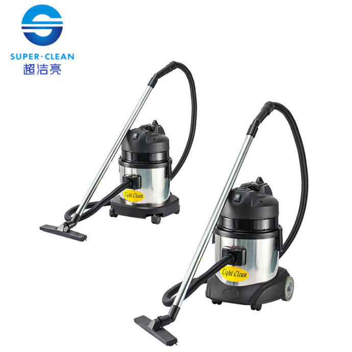 Light Clean 15L Wet and Dry Vacuum Cleaner