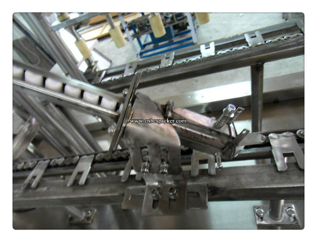 Automatic Juice Filling and Capping Pouch Packing Machine