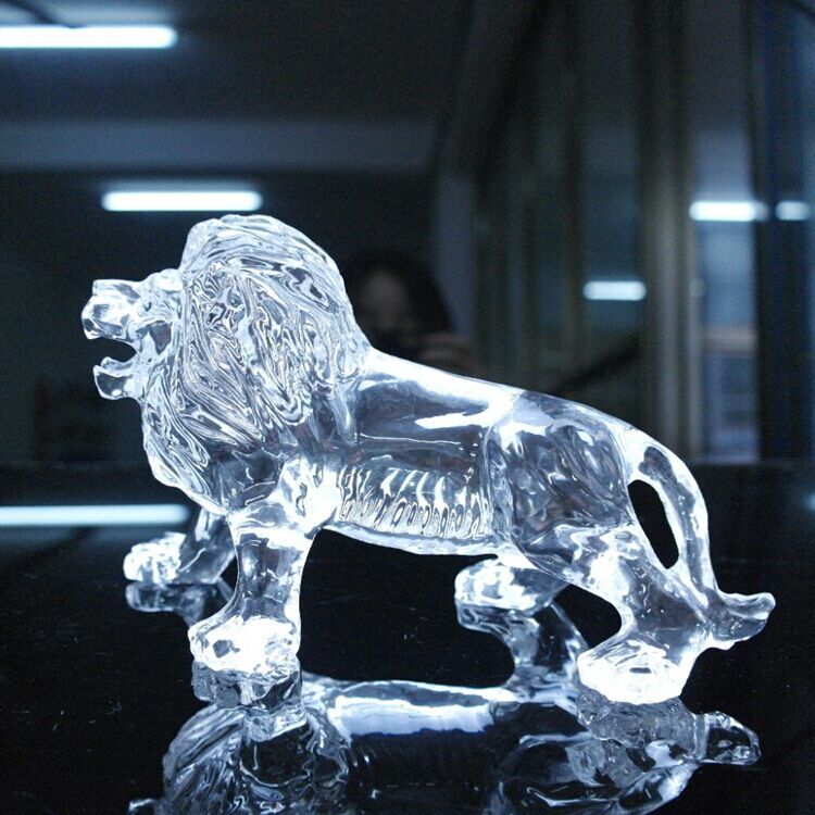 High Quality Transparent Crystal Animal Statues Business Gifts or Table Decoration