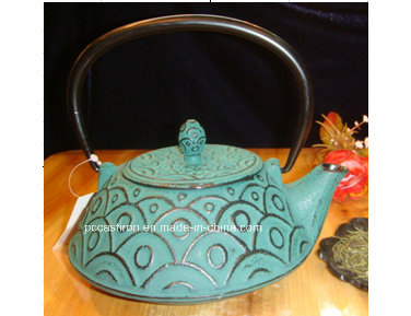 0.6L Cast Iron Teapot in Red Color