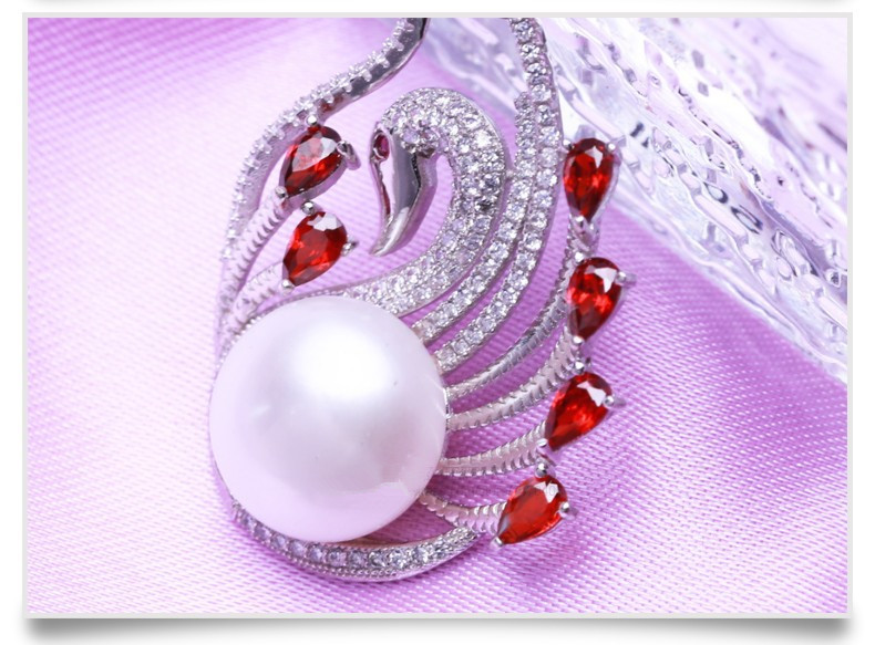 Freshwater Fashion Pearl Pendant 12-13mm AAA Button Pearl Swan Shape Button Pearl Pendant