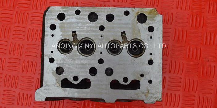 Kubota Auto Cylinder Head D1403 for Kubota Diesel Engine