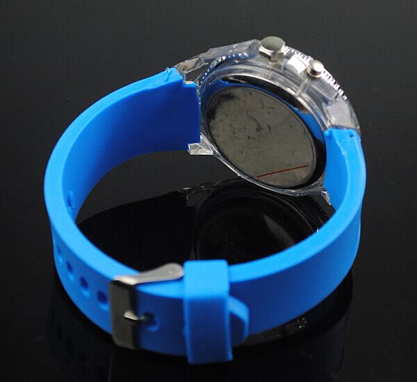 2015 New Men Sport Watch with Silicon Band OEM Logo