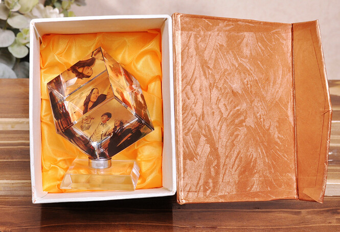 Rotating Crystal Photo Frame for Christmas Gifts