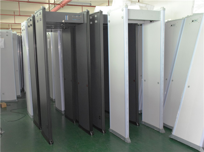 High Security Digital Walk Through Metal Detectors 18 Zones Partition Detection Metal Detectors