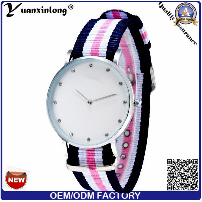 Yxl-250 Top Sale Famous Brand Geneva Wristwatch Women Nylon Facrib Watches Men Stripe Printed Casual Diamond Quartz Watch Multi-Color Clock