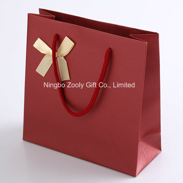 Quality Textured Art Paper Carrier Bags with Ribbon Bow / Red Color Wedding Paper Gift Bag