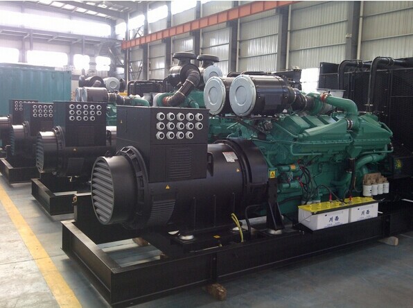 250kVA Soundproof Diesel Generator Set with Water Cooled Cummins Engine