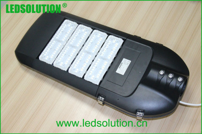 IP68 Smart LED Street Light for Outdoor Public Lighting