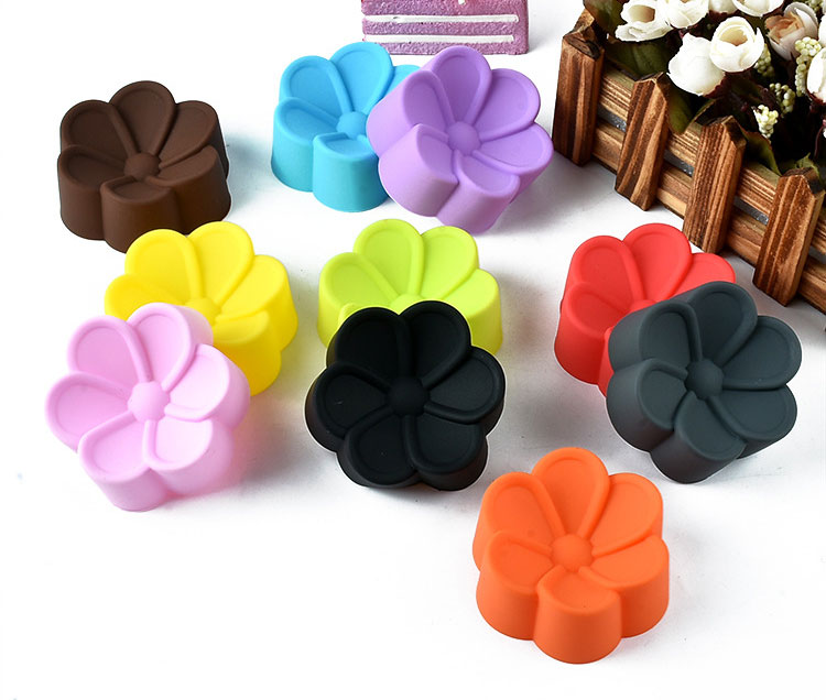 Eco-Friendly 7cm Cake Tool Silicone Muffin Mould Sc50 (L)