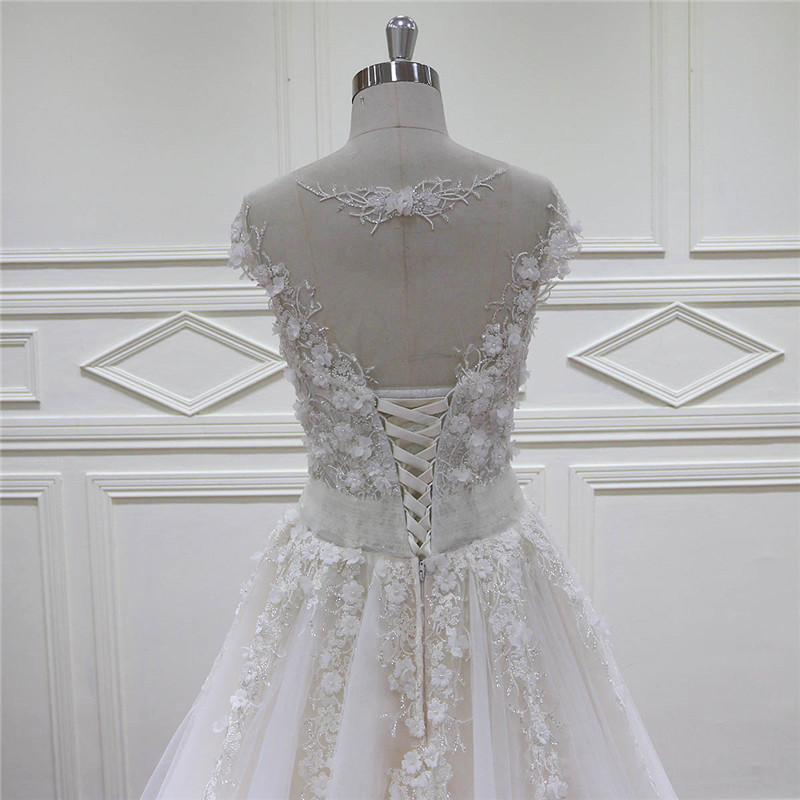 Smart White Tulle 3D Flowers Wedding Dress