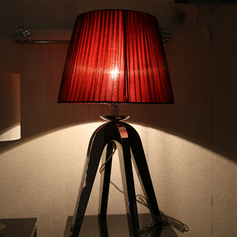 Hotel Decorative Red Table Lamp with Stainless Steel Legs