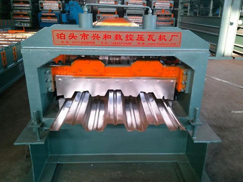 Deck Panel Roll Forming Machine