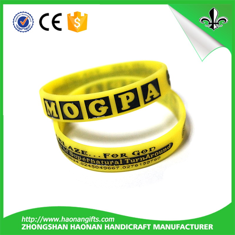 Fashion Silicone Rubber Bracelet Debossed Filled Ink