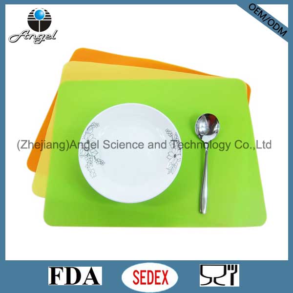 Eco-Friendly Silicone Baking Mat & Silicone Table Mat Sm12 (0.08cm)