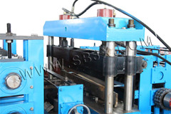 Adjustable Gutter Roll Forming Machine by Gear Box