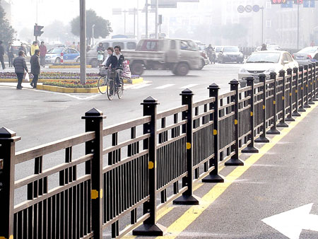 Insulation of Road Fence