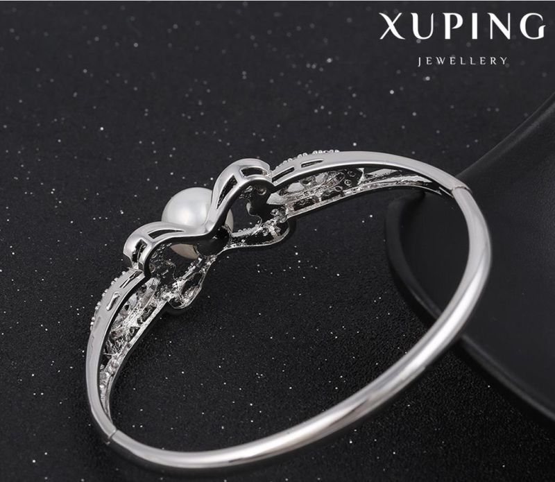 51500 Fashion Elegant Rhodium CZ Diamond Jewelry Bangle with Pearl for Women