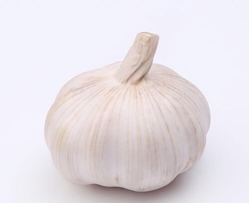 Fresh garlic in 2020.Our factory has done a comprehensive test on the pesticide residues and pests of garlic.Make sure the garlic，Healthy to eat.