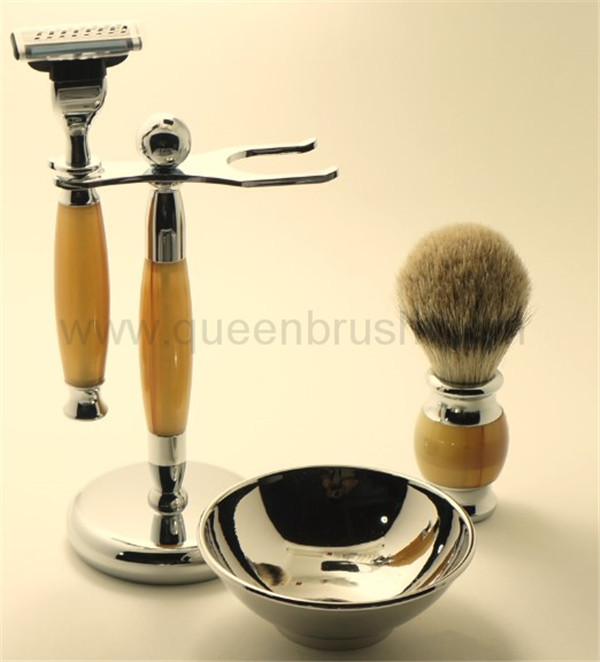 Luxurious Shave Razor Badger Shaving Brush