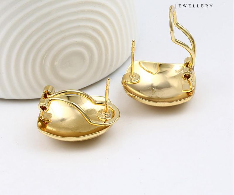 91994 Fashion Simple Gold-Plated Jewelry Earring Studs in Metal Alloy