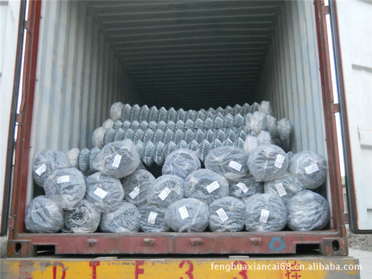 Chain Link Fence Galvanized/PVC Coated Made in China