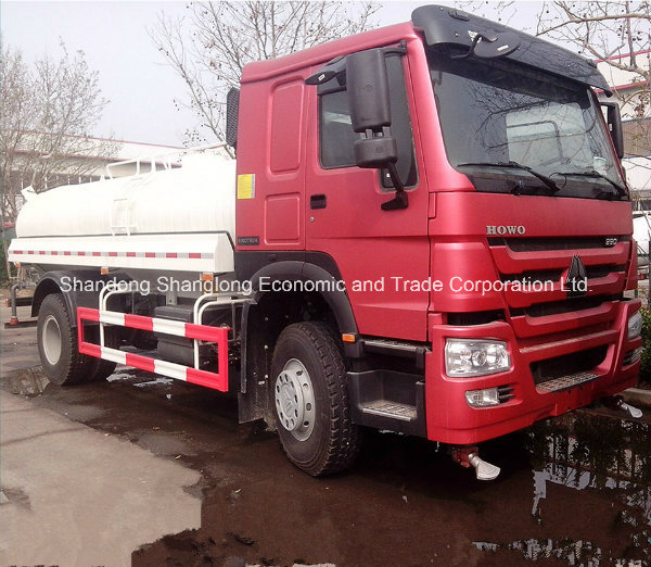 Sinotruk Sprinkler Truck HOWO 4X2 Water Truck with 10 Cubic Tanker