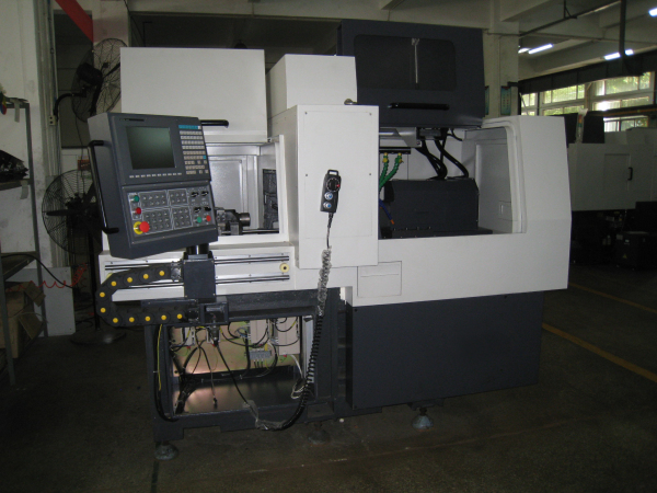 Horizontal Swiss Type CNC Lathes CNC20z-D with Ce