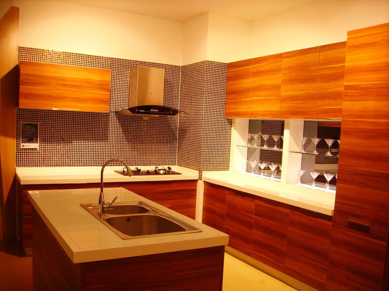 Liner Style Modern PVC Kitchen Cabinet