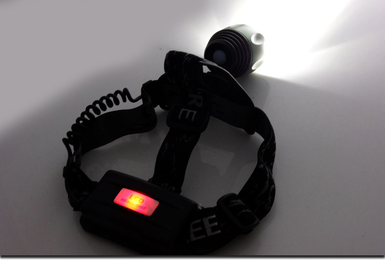 1, 000 Lumens Zoom in/out Rechargeable 18650 Headlamp