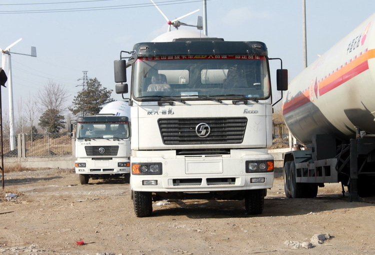 Construction Equipment Shacman Cement Concrete Mixer