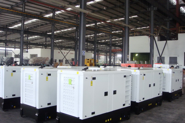 38kVA 30kw Cummins Soundproof Diesel Power Generator Sets