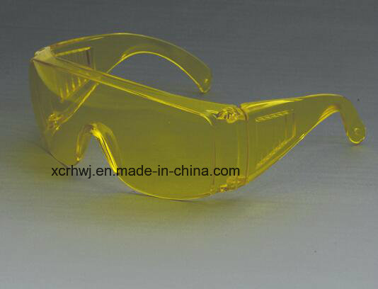 Clear Lens with Yellow Frame Safety Goggles, Protective Eyewear, Safety Eye Glasses, Ce En166 Safety Glasses, PC Lens Safety Goggles Supplier