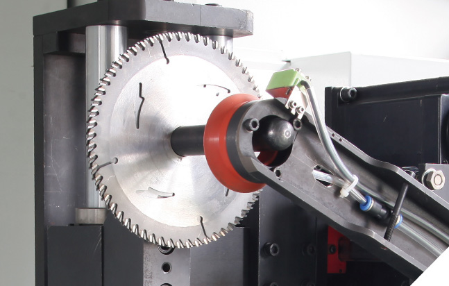 Mlh-300b Full Automatic Back Angle Circular Saw Blade Sharpening Machine (Robot Arm)