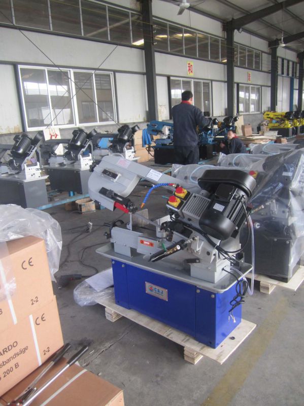 Metal Cutting Band Sawing Machine (G5018WA)