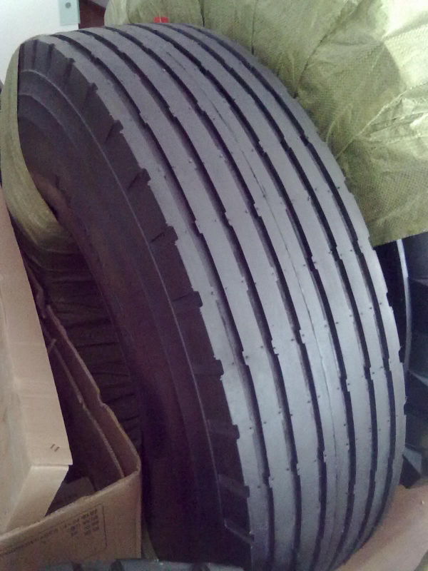 Sand Tire (1400-20) Used for Desert Country Bus