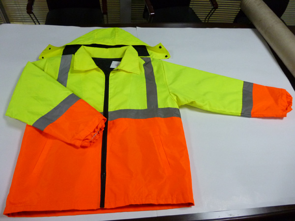 New Type Reflective Safety Coat with Oxford Waterproof