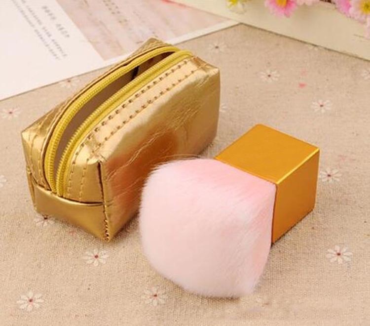 Portable Super Large Mushroom Head Powder Brush Blush Brush with Brush Pack