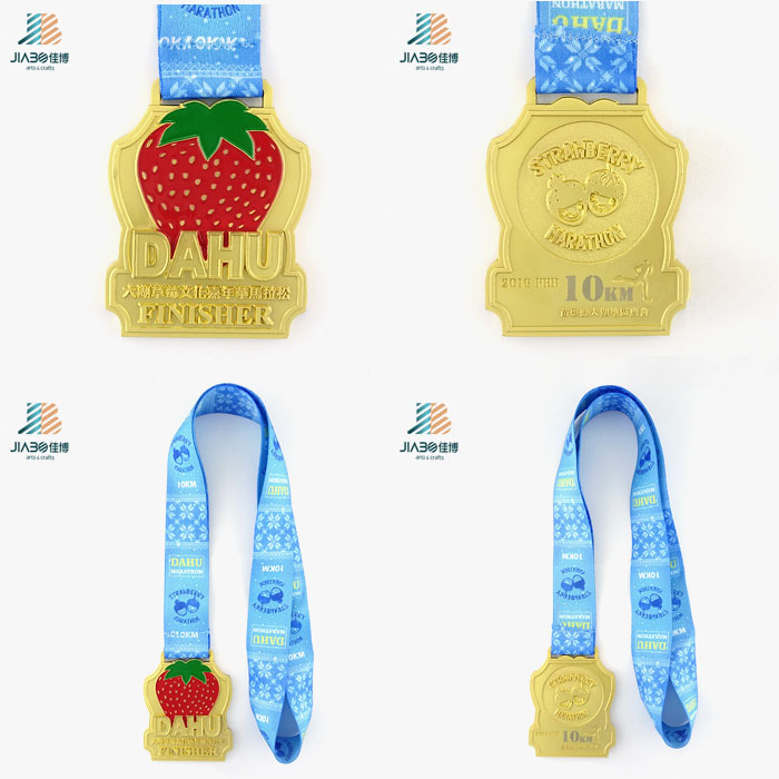 Custom Supplier Casting Paint Matt Gold Running Man Award Medal