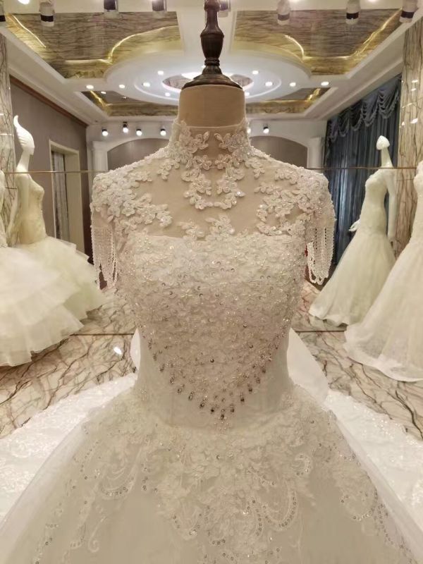 New Arrival 2017 Top Princess Marriage Short Sleeve Wedding Dresses